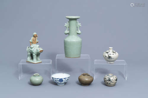 A varied collection of Chinese blue, white and celadon porce...