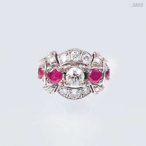 Art-déco Ring mit Diamanten und Rubinen.