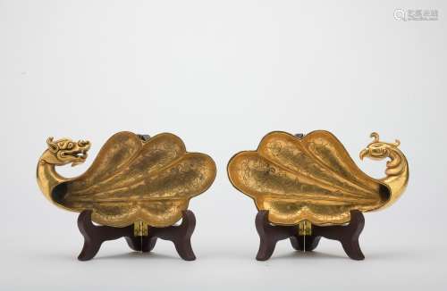 A gilt-bronze 'dragon and phoenix' washer