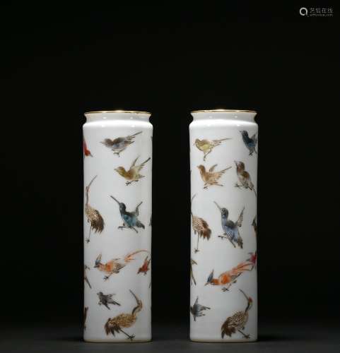 A pair of  famille-rose 'birds' vase