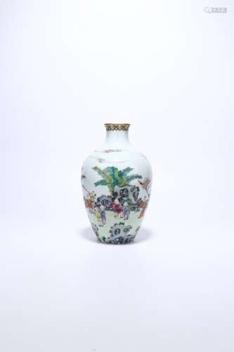 chinese famille rose porcelain vase