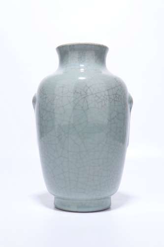 chinese guan kiln porcelain binaural vase