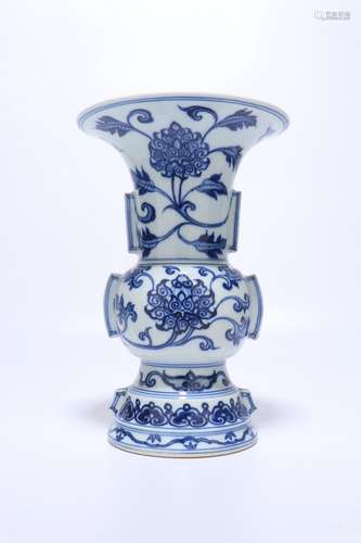 chinese blue and white porcelain pot