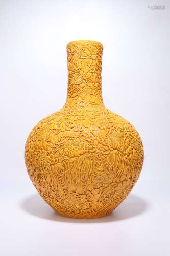 chinese yellow glazed engraved flower globular vase