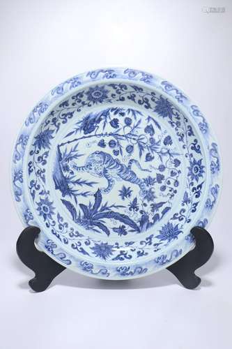 chinese blue and white porcelain plate