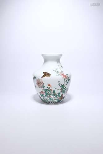 chinese famille rose porcelain vase