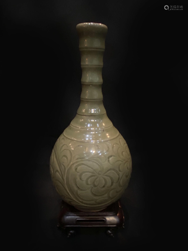 Carved Celadon Glazed Porcelain Vase on Stand