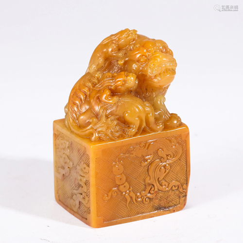 Carved Tianhuang Soapstone Mythical Beast Seal With Box