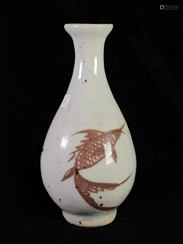 Underglazed Red 'Fish' Porcelain Vase