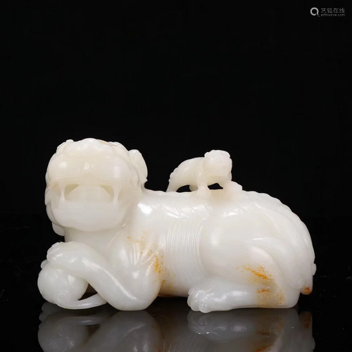 Very Fine White Jade Foo Lion Carving