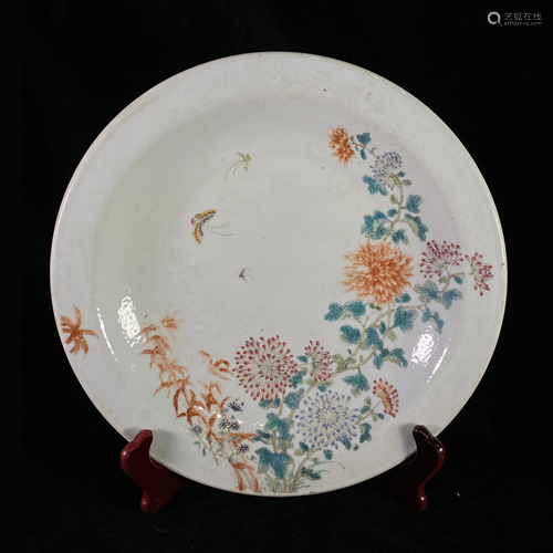 Famille Rose 'Flower' Porcelain Plate