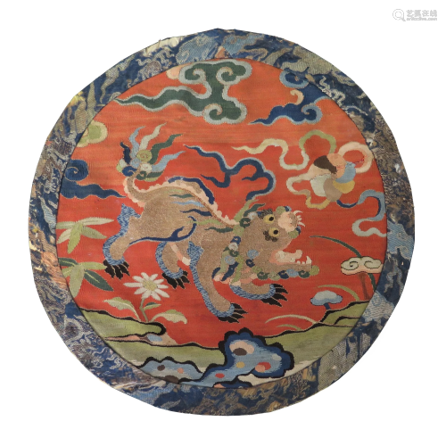 17th C. Kesi,Tapestry Woven Silk Roundel Depicting Lion