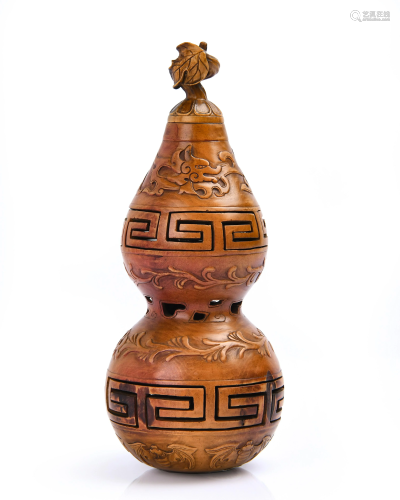 Carved Boxwood Double-Gourd Vase