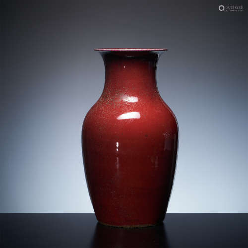 清中期红釉观音瓶