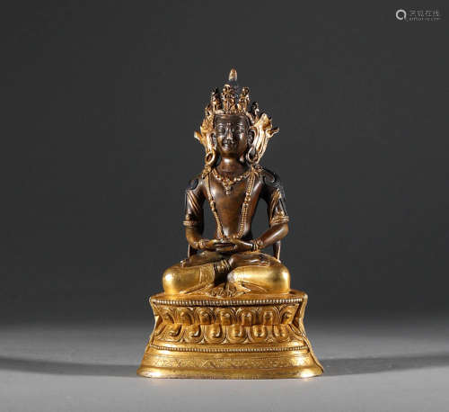 Bronze gilded Bodhisattvas in Qing Dynasty
