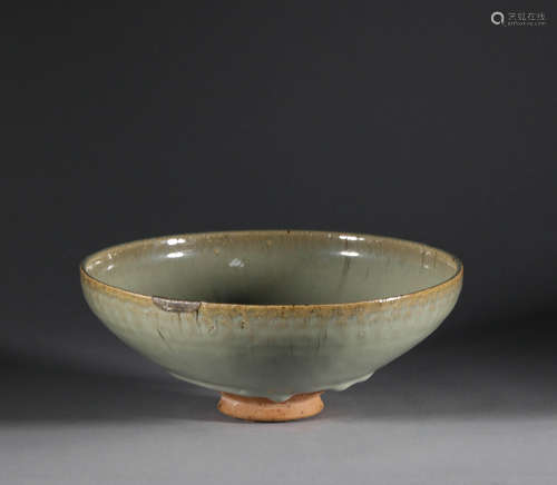 Jun kiln bowl in Song Dynasty