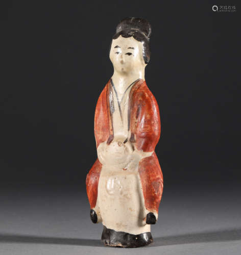 Maid with painted pattern in Song Dynasty