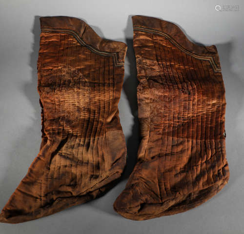 Phoenix pattern socks of Liao Dynasty