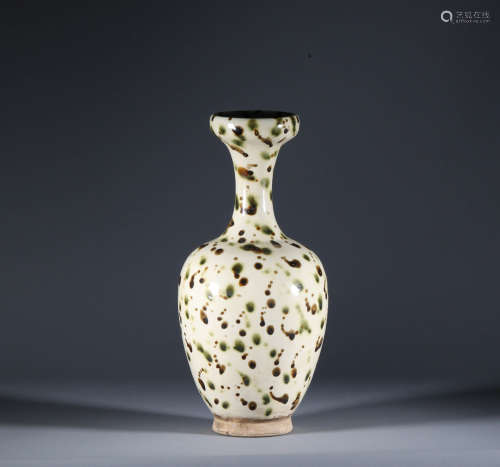 Song Dynasty Xingyao Diancai bottle