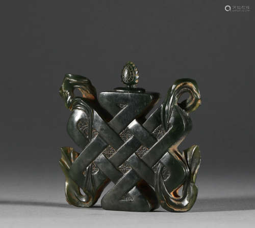 Hetian jade ornaments in Qing Dynasty