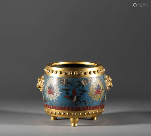 Cloisonne tripod stove in Qing Dynasty