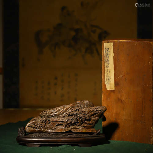 沉香随行山水摆件AN EAGLEWOOD CARVING OF MOUNTAINS AND RIVERS...