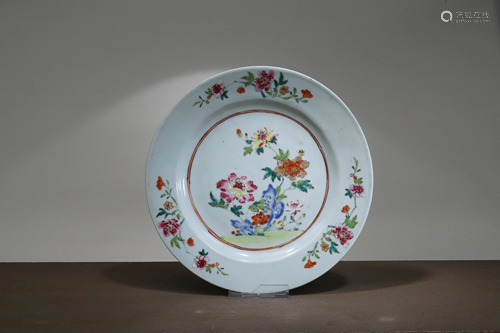 FAMILLE ROSE FLOWER PLATE