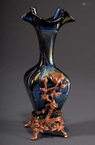 Extravagante Jugendstil Vase aus dunkelgrün iris | Extravaga...