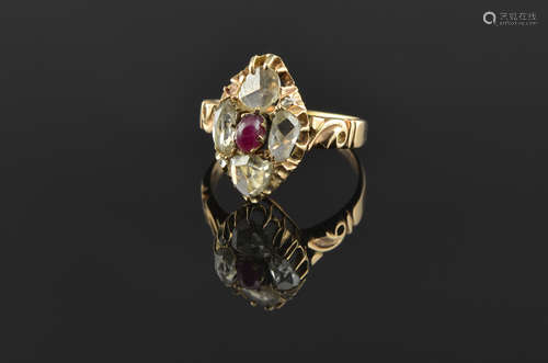 Antiker RG 585 Ring mit ellipsoidem Aufsatz, kle | Antique R...