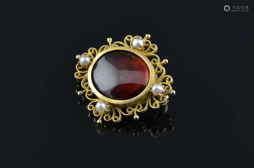 GG 585 Nadel mit ovalem Granat Cabochon in Filig | GG 585 pi...