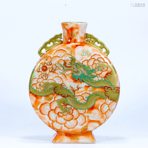 A Chinese Dragon & Phoenix Pattern Porcelain Vase