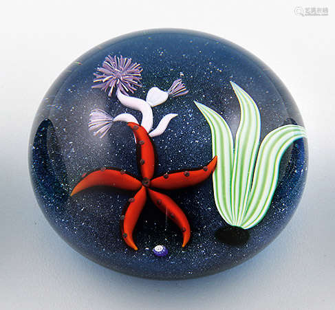 Paperweight mit Seestern von Baccarat