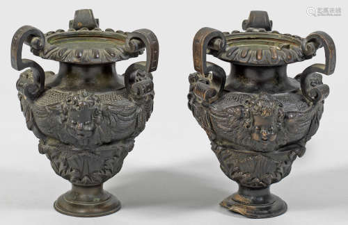 Barockes Vasenpaar
