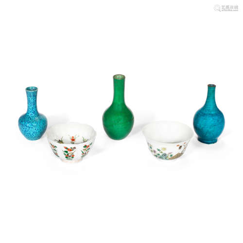 A FAMILLE VERTE BOWL, A FAMILLE ROSE BOWL AND THREE MONOCHRO...