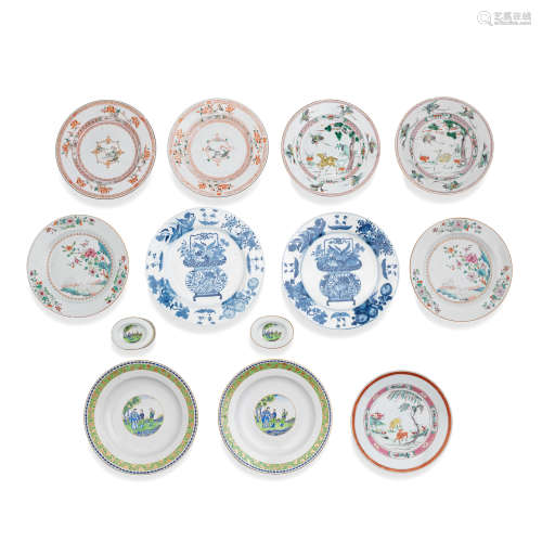 A VARIOUS GROUP OF BLUE AND WHITE, ENAMELLED AND FAMILLE ROS...