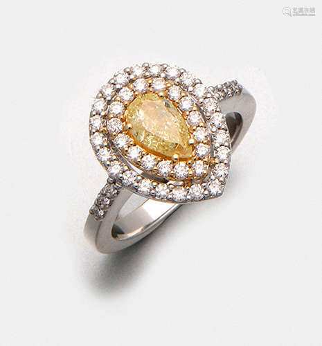 Hochfeiner Natural Fancy-Yellow-Diamantring