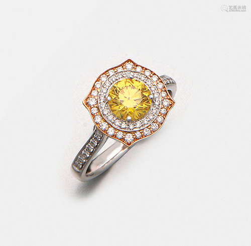 Eleganter Fancy-Vivid-Yellow-Brillantring