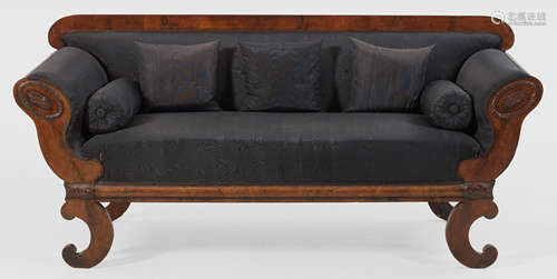 Großes Biedermeier-Sofa