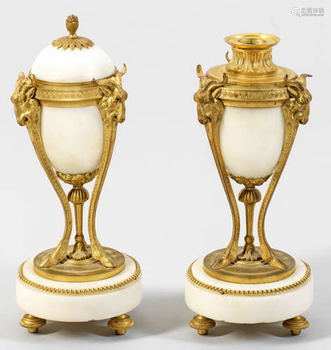 Paar Louis XVI-Cassolettes