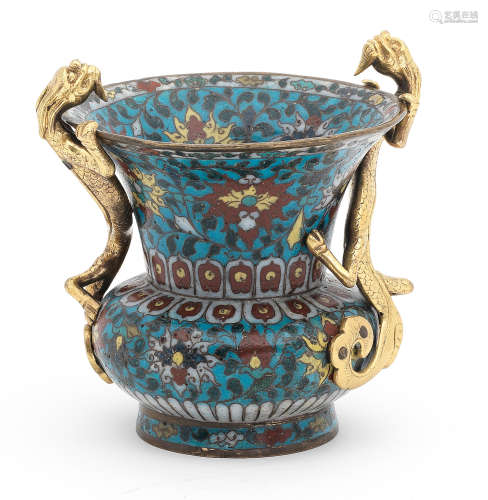 A RARE CLOISONNÉ ENAMEL AND GILT-BRONZE VASE, ZHADOU 16th ce...