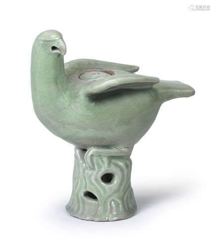 AN UNUSUAL LONGQUAN CELADON-GLAZED 'PARROT' INCENSE BURNER A...