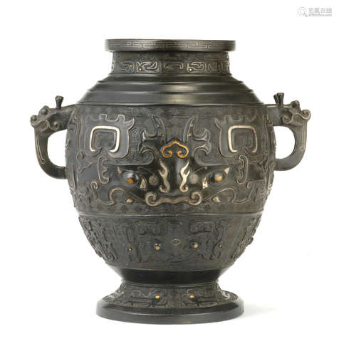 A LARGE ARCHAISTIC GOLD AND SILVER-INLAID VASE Qing Dynasty