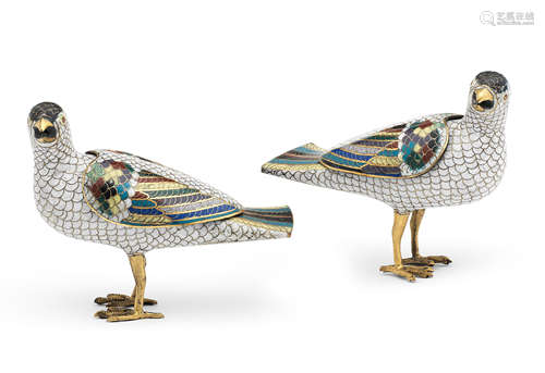 A PAIR OF CLOISONNÉ ENAMEL 'DOVE' INCENSE BURNERS AND COVERS...