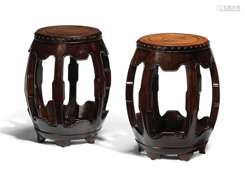 A PAIR OF HONGMU BARREL-SHAPED STOOLS Qing Dynasty