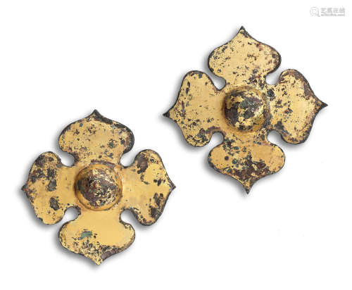 A PAIR OF GILT-BRONZE QUATREFOIL FITTINGS Han Dynasty