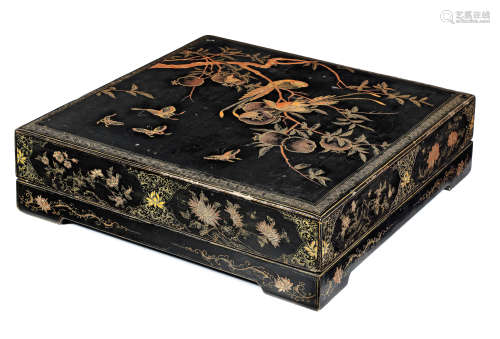 A LARGE GILT-LACQUERED GARMENT BOX AND COVER Mid Qing Dynast...