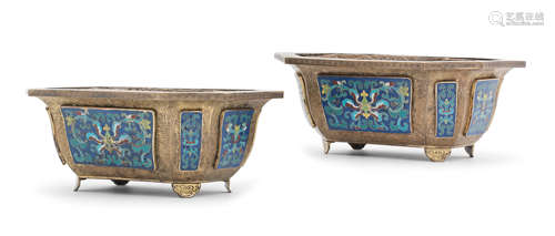 A PAIR OF GILT-BRONZE AND CLOISONNÉ ENAMEL JARDINIÈRES Qianl...