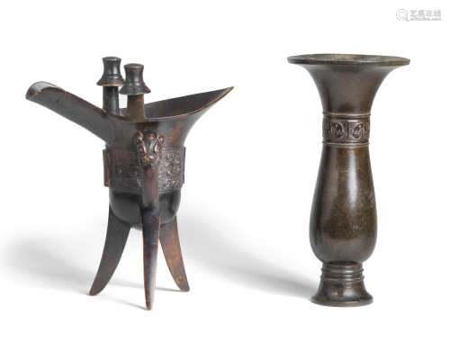 AN ARCHAISTIC BRONZE RITUAL WINE VESSEL, ZHI Ming Dynasty