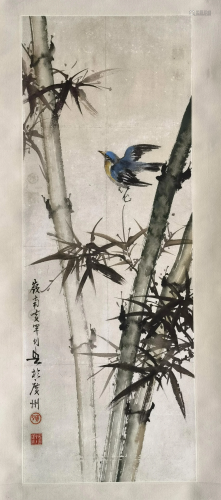 CHINESE SCROLL PAINTING OF BIRD AND BAMBOO SIGNED BY