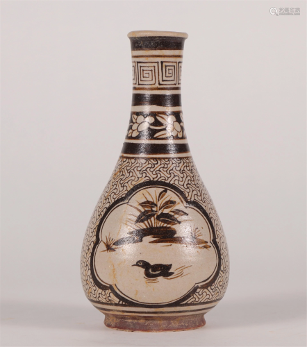 CHINESE PORCELAIN CIZHOU KILN DUCK AND LOTUS VASE SONG